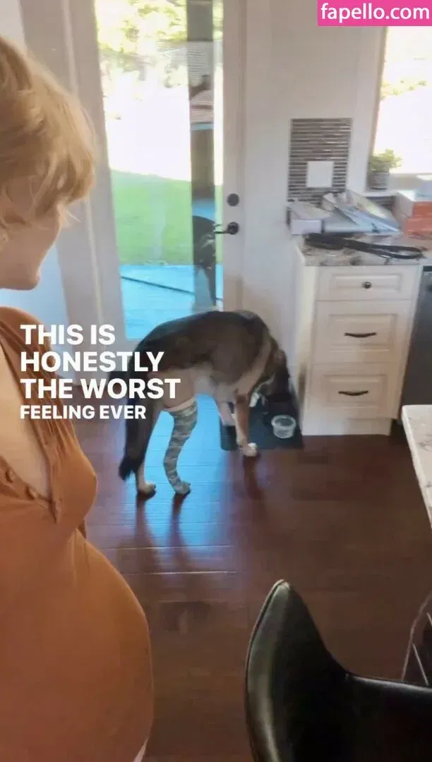 KallMeKris Onlyfans Photo Gallery 