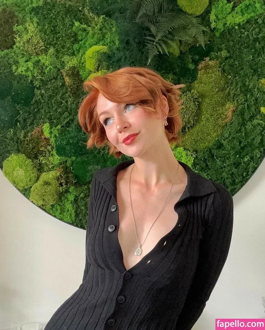 KallMeKris Onlyfans Photo Gallery 