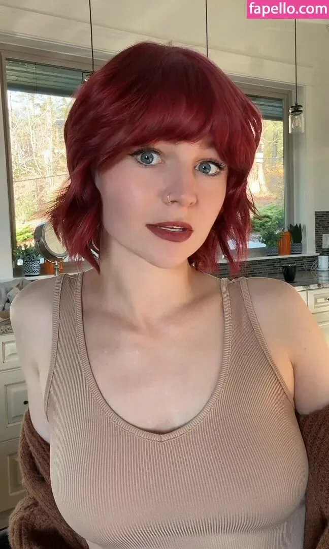 KallMeKris Onlyfans Photo Gallery 