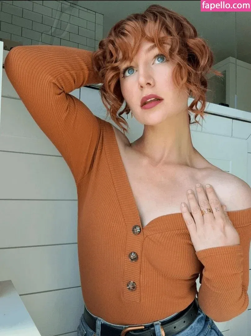 KallMeKris Onlyfans Photo Gallery 