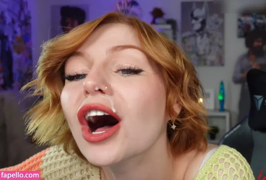 KallMeKris Onlyfans Photo Gallery 