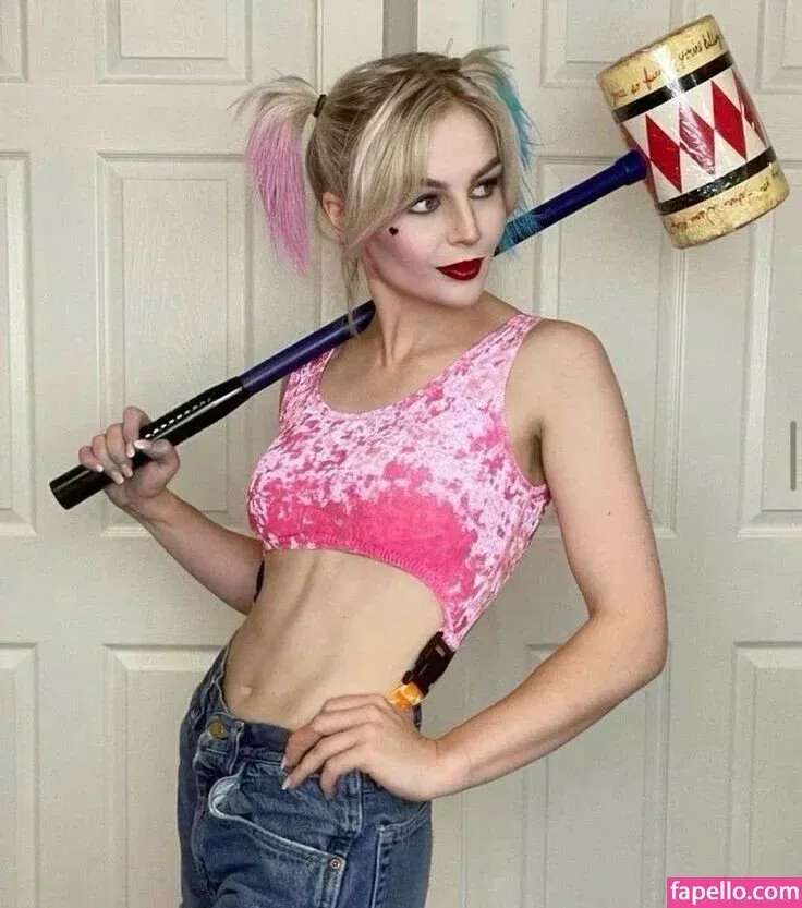 KallMeKris Onlyfans Photo Gallery 