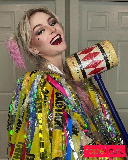 KallMeKris Onlyfans Photo Gallery 