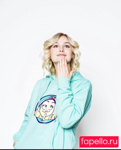 KallMeKris Onlyfans Photo Gallery 