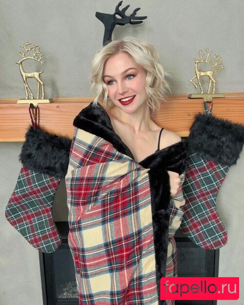 KallMeKris Onlyfans Photo Gallery 