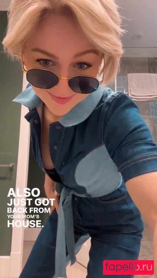 KallMeKris Onlyfans Photo Gallery 