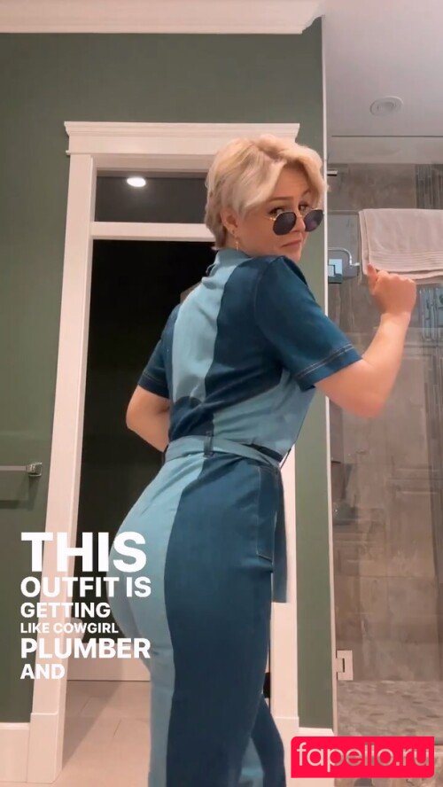 KallMeKris Onlyfans Photo Gallery 