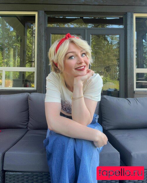 KallMeKris Onlyfans Photo Gallery 