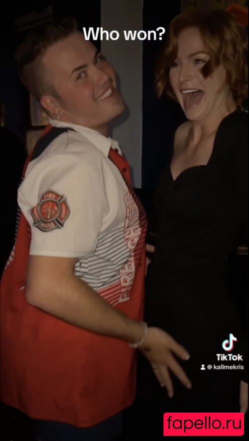 KallMeKris Onlyfans Photo Gallery 