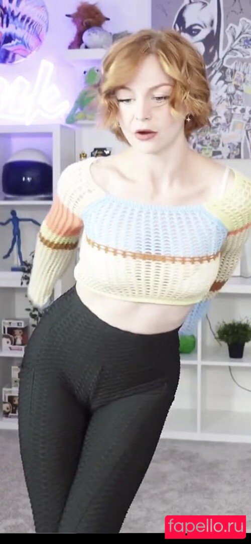 KallMeKris Onlyfans Photo Gallery 