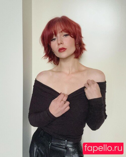 KallMeKris Onlyfans Photo Gallery 