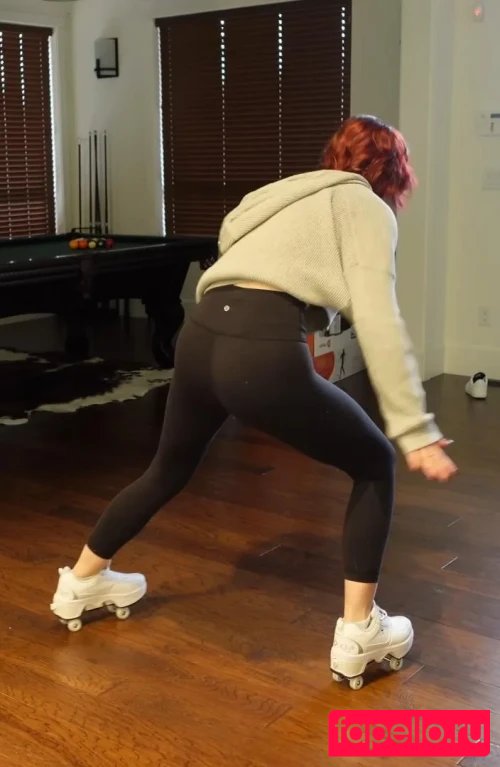 KallMeKris Onlyfans Photo Gallery 