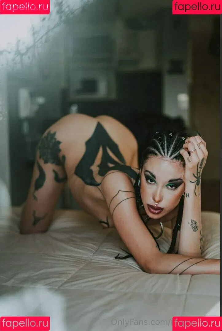 miastarsvip Onlyfans Photo Gallery 