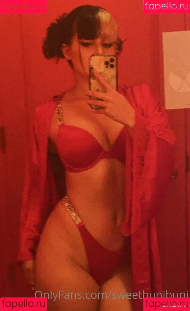 x_cherrybxmb_x Onlyfans Photo Gallery 
