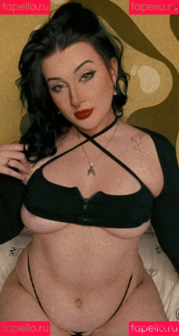 x_cherrybxmb_x Onlyfans Photo Gallery 