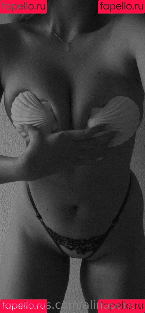 alinasunshine1 Onlyfans Photo Gallery 