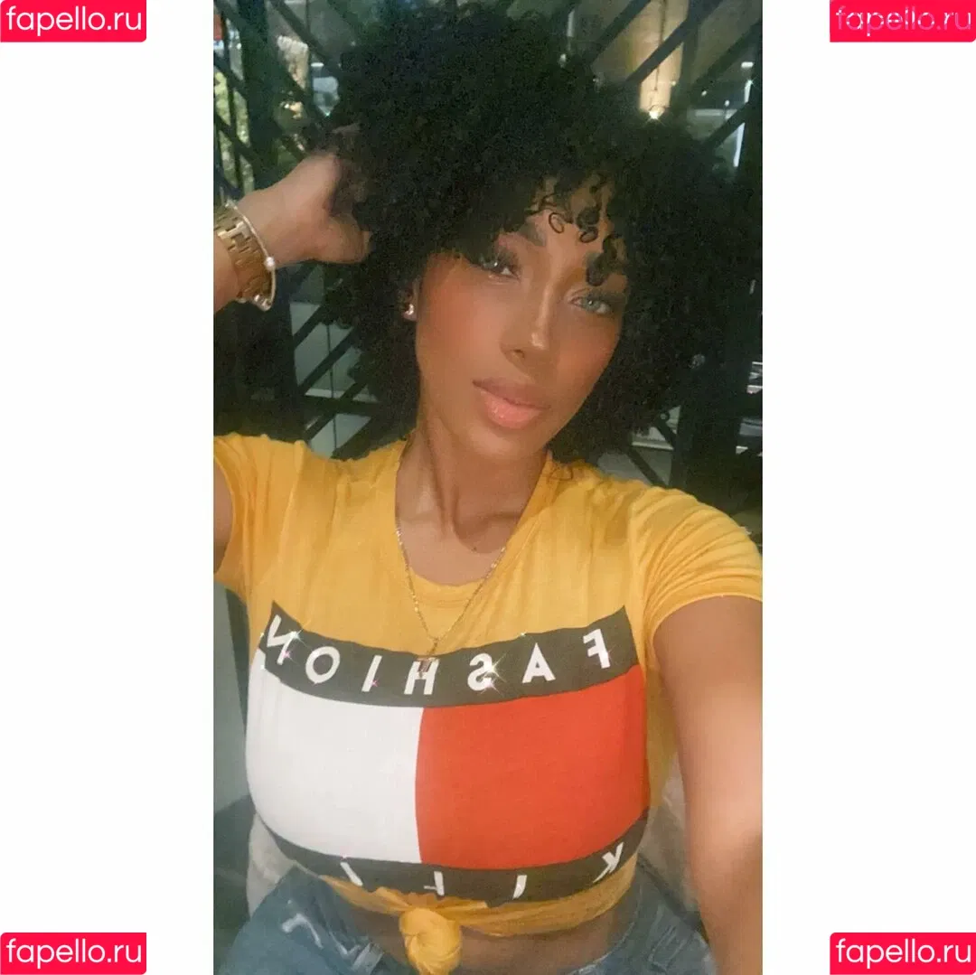 Sophie Likosky Onlyfans Photo Gallery 