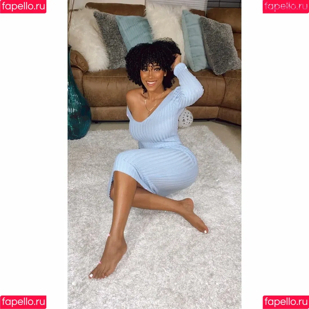 Sophie Likosky Onlyfans Photo Gallery 