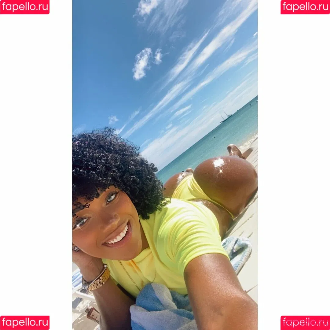 Sophie Likosky Onlyfans Photo Gallery 