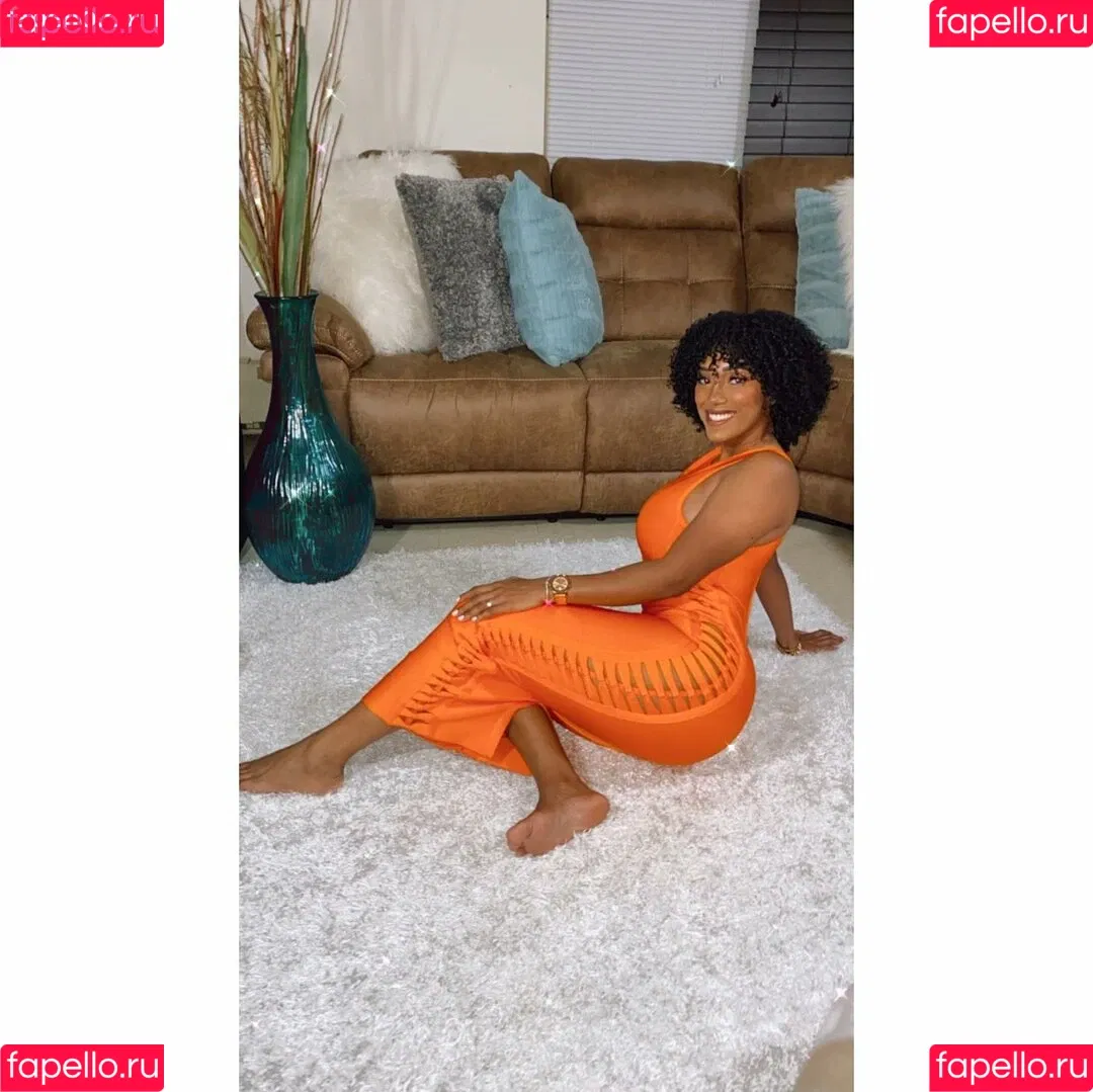 Sophie Likosky Onlyfans Photo Gallery 