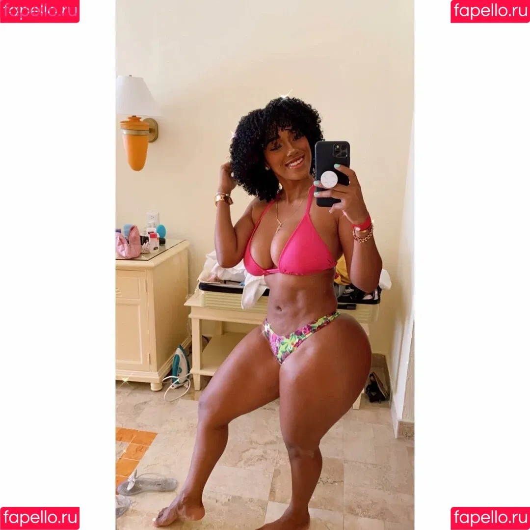 Sophie Likosky Onlyfans Photo Gallery 