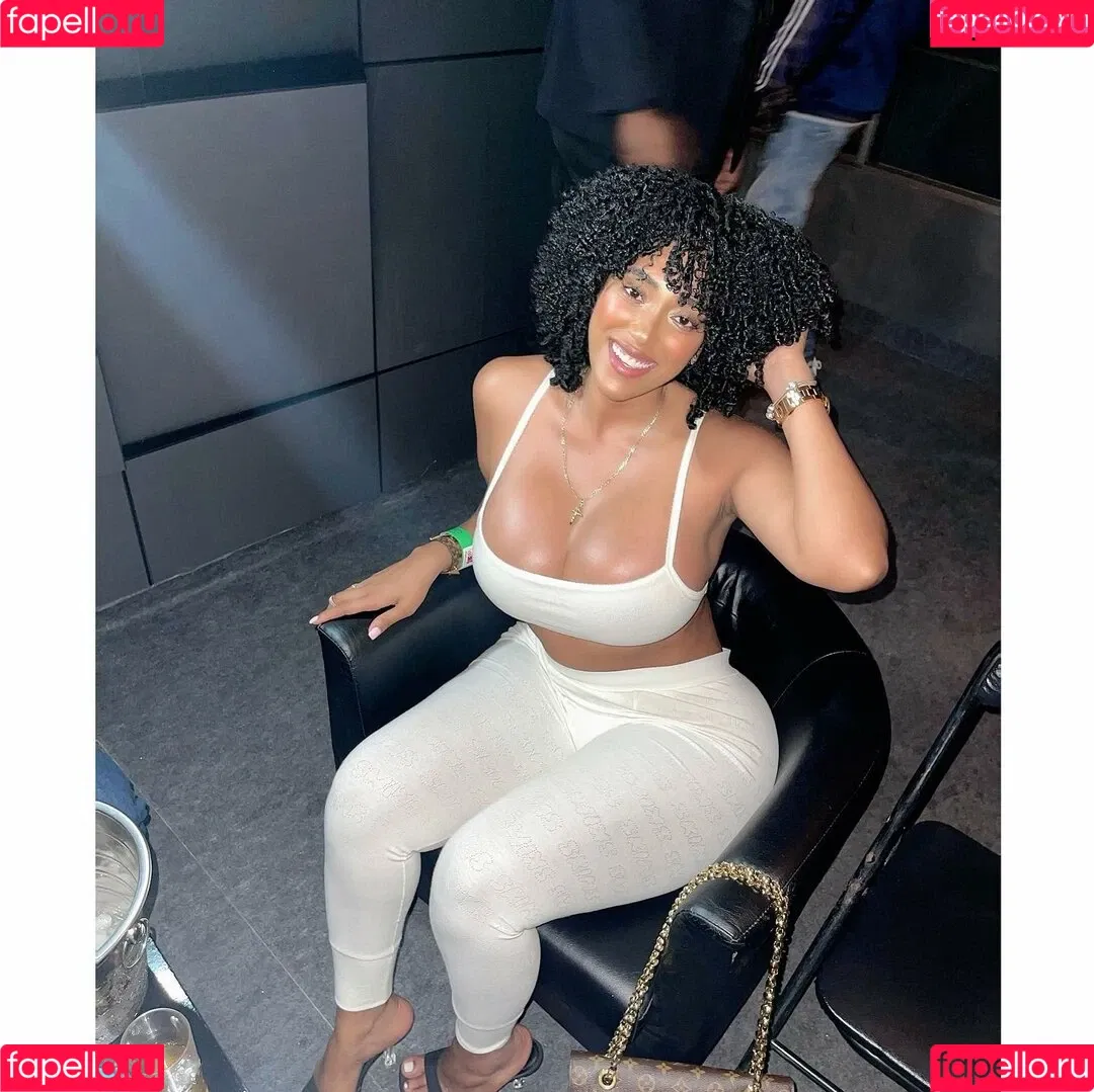 Sophie Likosky Onlyfans Photo Gallery 