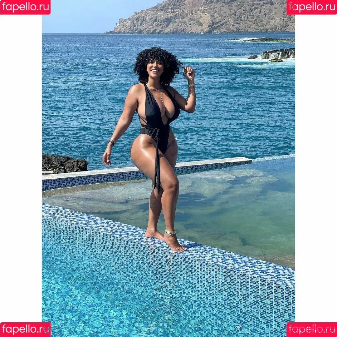 Sophie Likosky Onlyfans Photo Gallery 