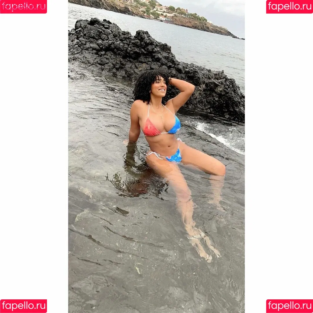Sophie Likosky Onlyfans Photo Gallery 