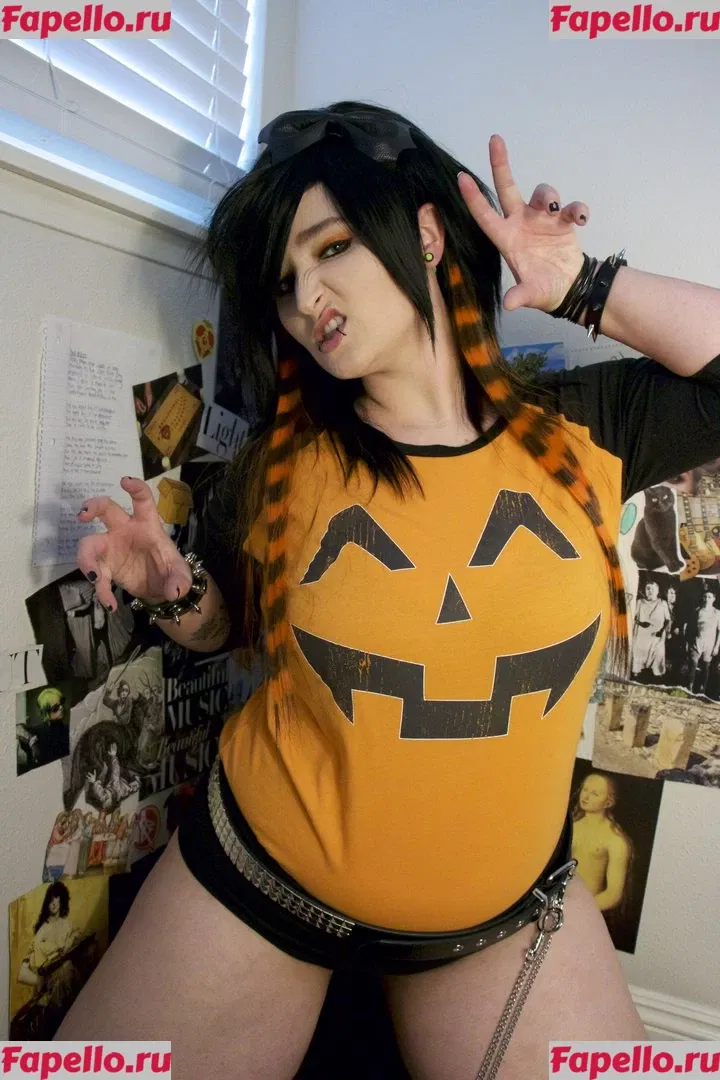 Alexandria The Red Onlyfans Photo Gallery 