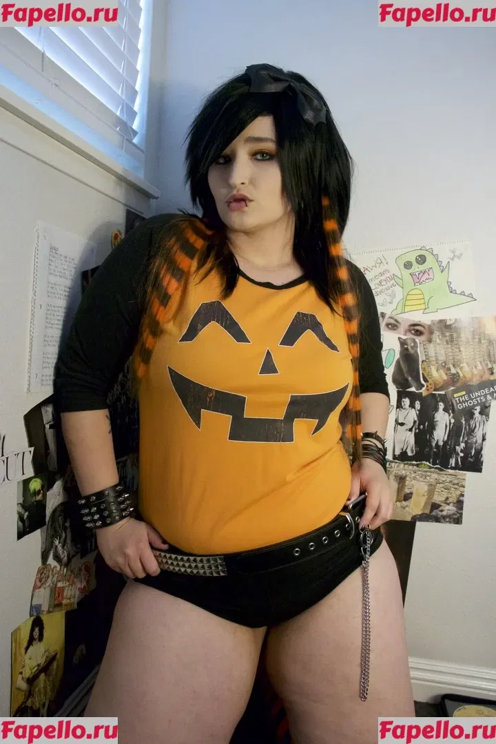 Alexandria The Red Onlyfans Photo Gallery 