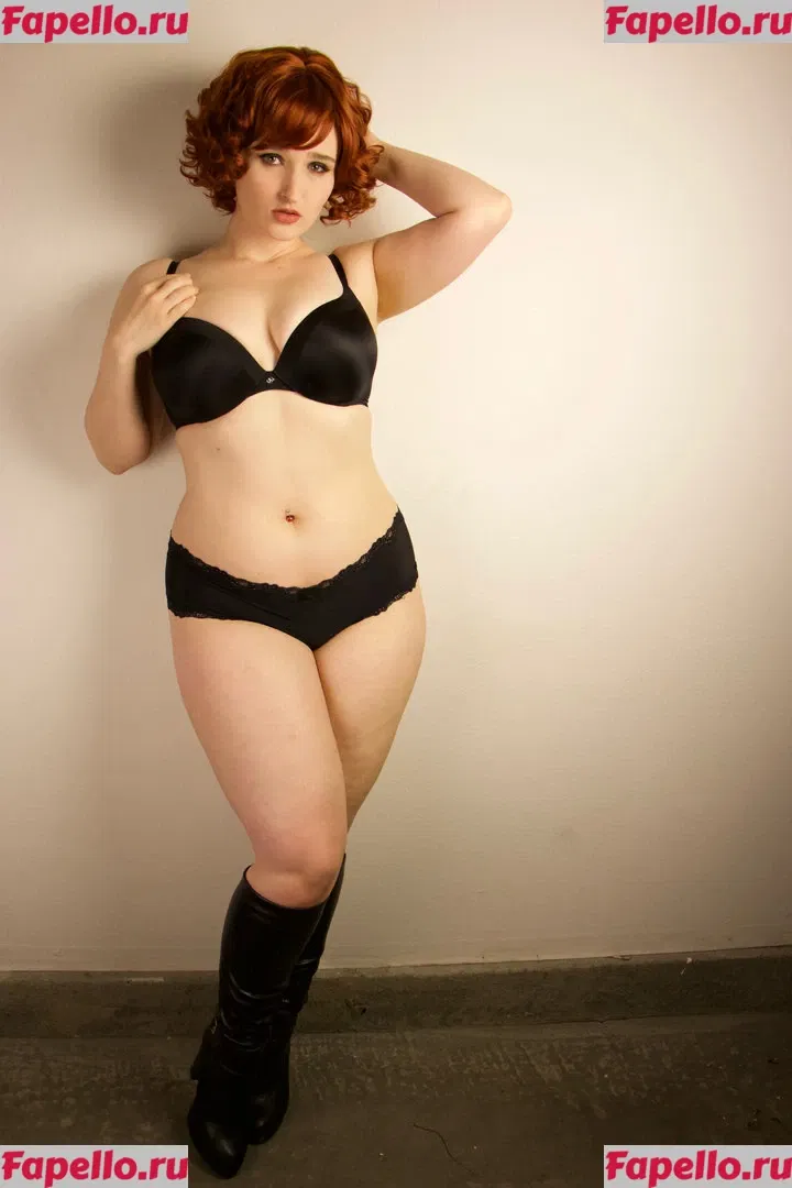 Alexandria The Red Onlyfans Photo Gallery 