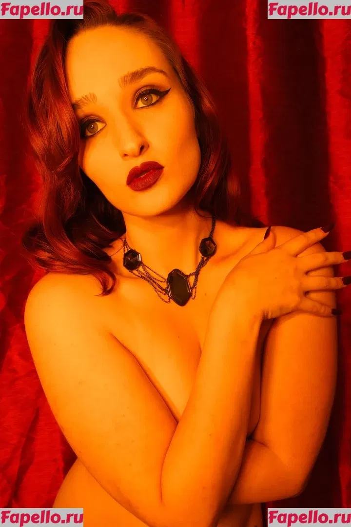 Alexandria The Red Onlyfans Photo Gallery 