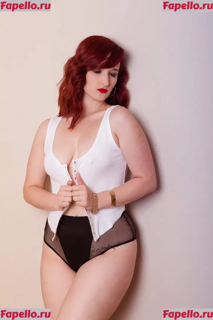 Alexandria The Red Onlyfans Photo Gallery 