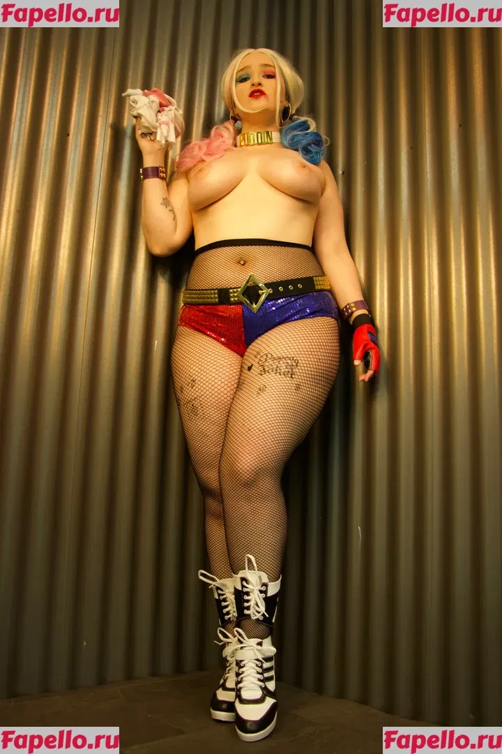 Alexandria The Red Onlyfans Photo Gallery 