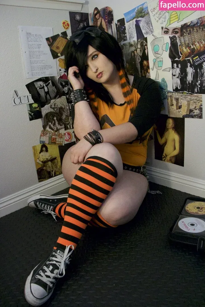 Alexandria The Red Onlyfans Photo Gallery 