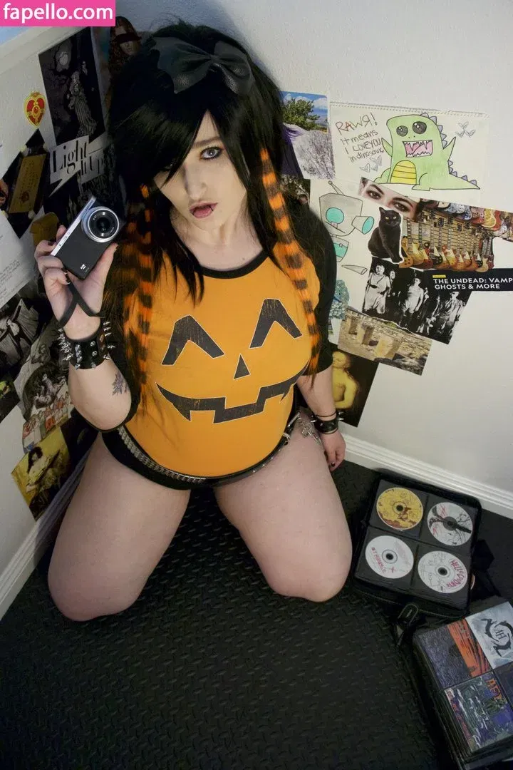 Alexandria The Red Onlyfans Photo Gallery 