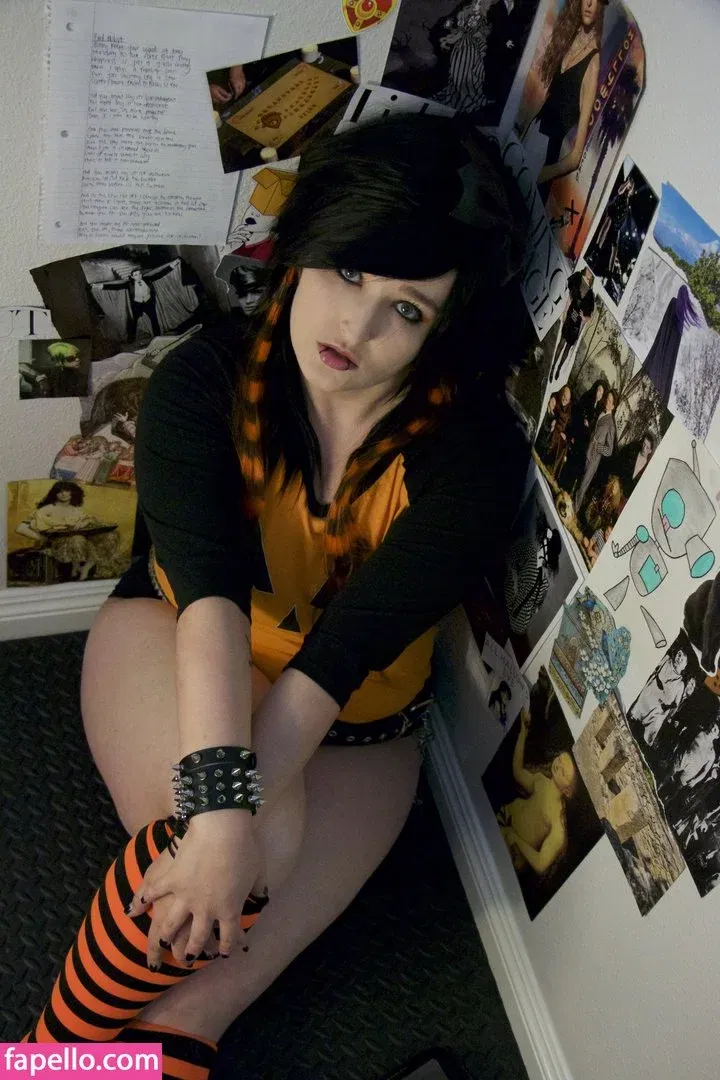 Alexandria The Red Onlyfans Photo Gallery 