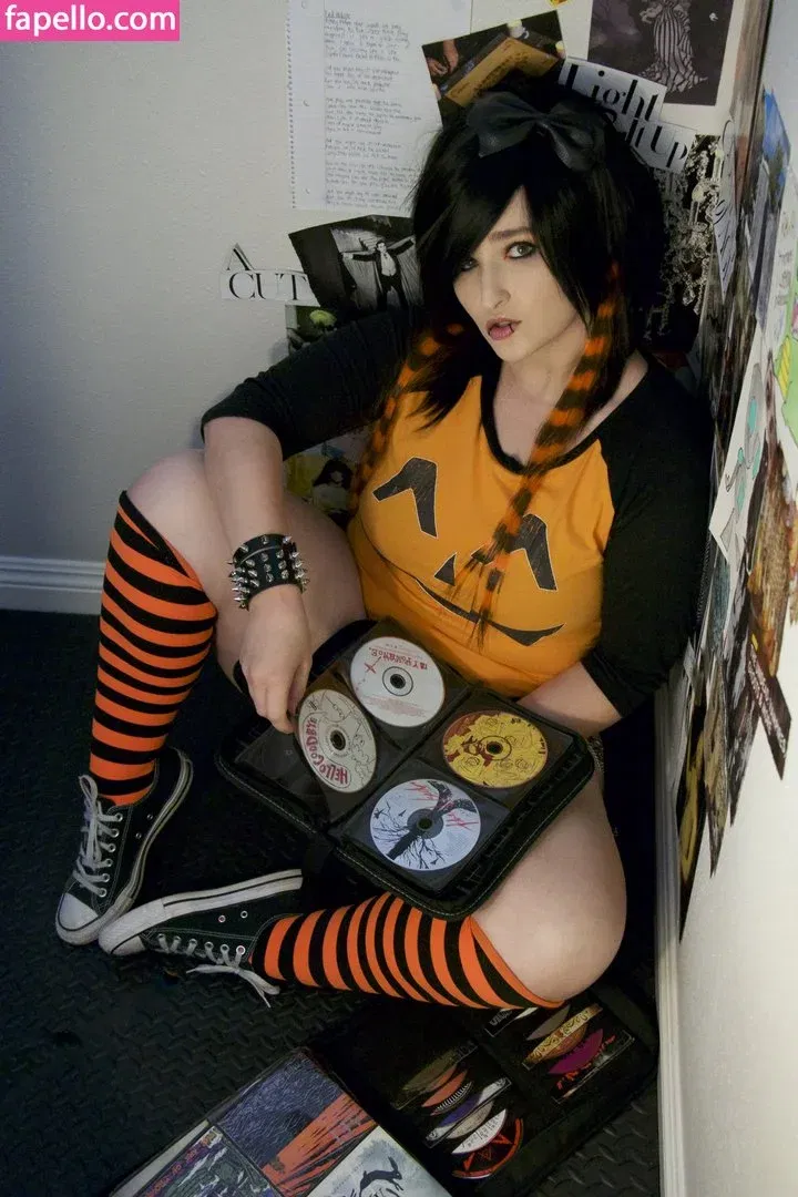 Alexandria The Red Onlyfans Photo Gallery 