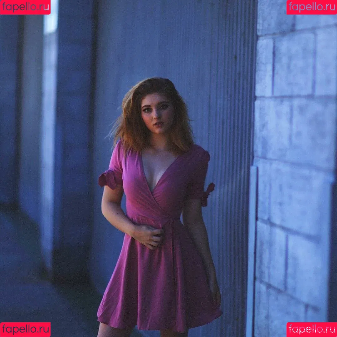 Willow Shields Onlyfans Photo Gallery 