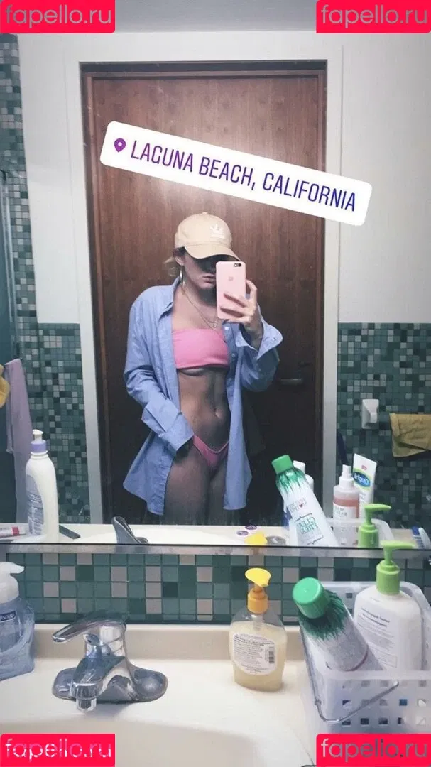 Willow Shields Onlyfans Photo Gallery 