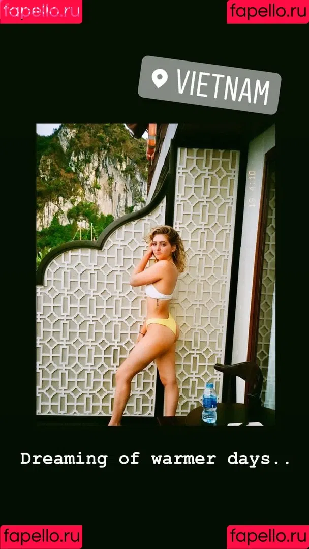 Willow Shields Onlyfans Photo Gallery 