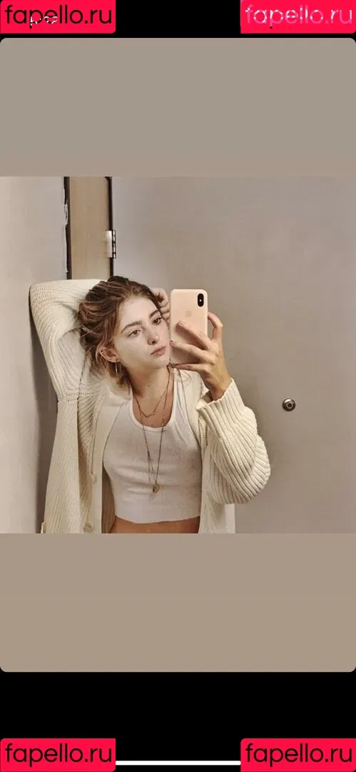 Willow Shields Onlyfans Photo Gallery 