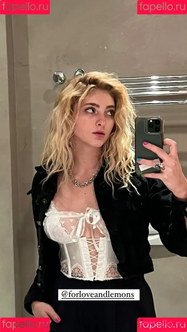 Willow Shields Onlyfans Photo Gallery 