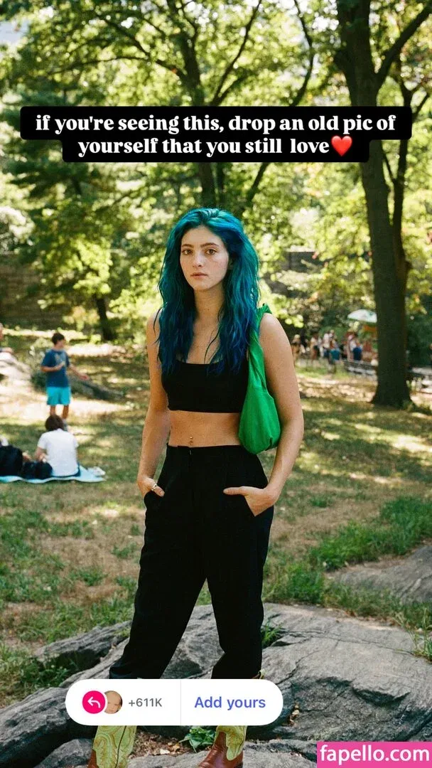 Willow Shields Onlyfans Photo Gallery 