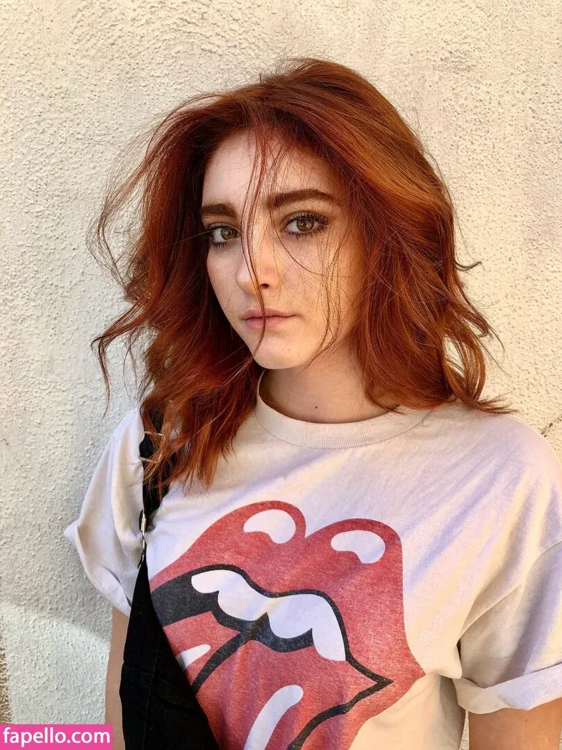 Willow Shields Onlyfans Photo Gallery 