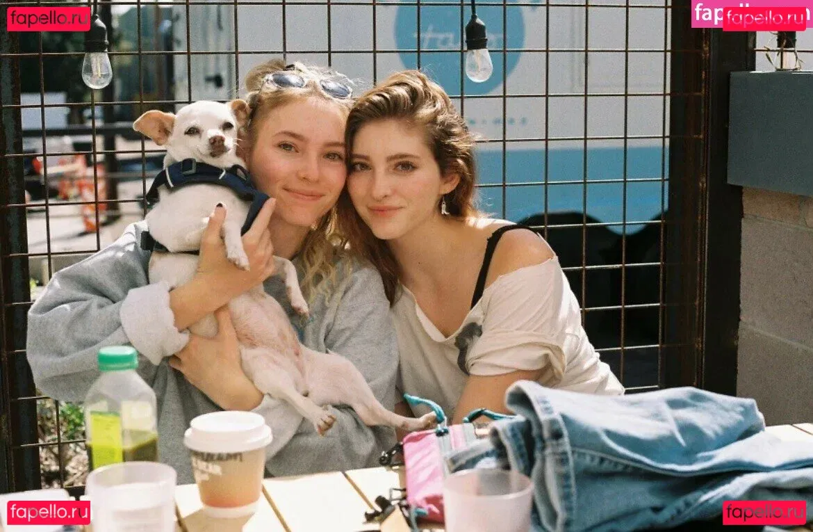 Willow Shields Onlyfans Photo Gallery 