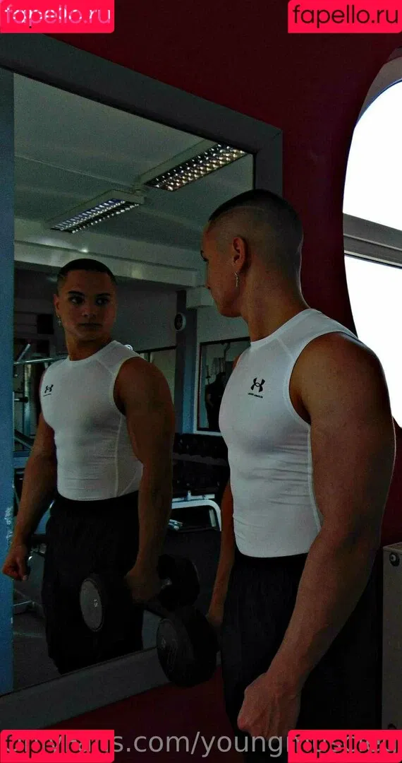 youngmusclegrowingboy Onlyfans Photo Gallery 