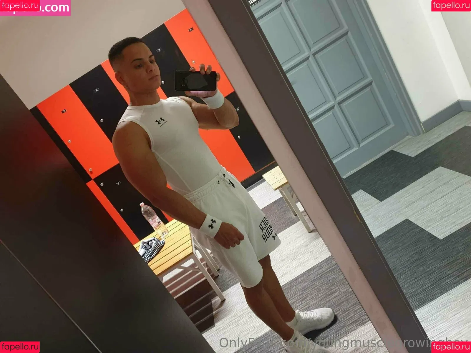 youngmusclegrowingboy Onlyfans Photo Gallery 