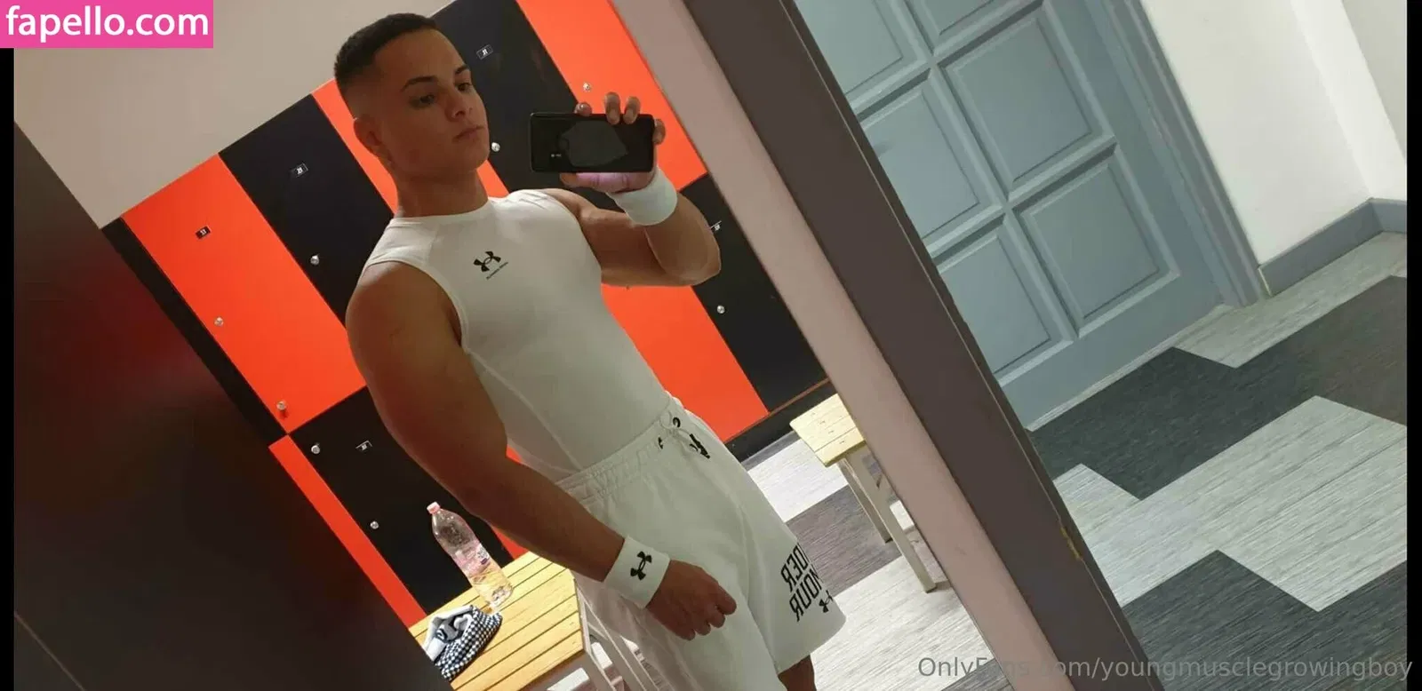 youngmusclegrowingboy Onlyfans Photo Gallery 