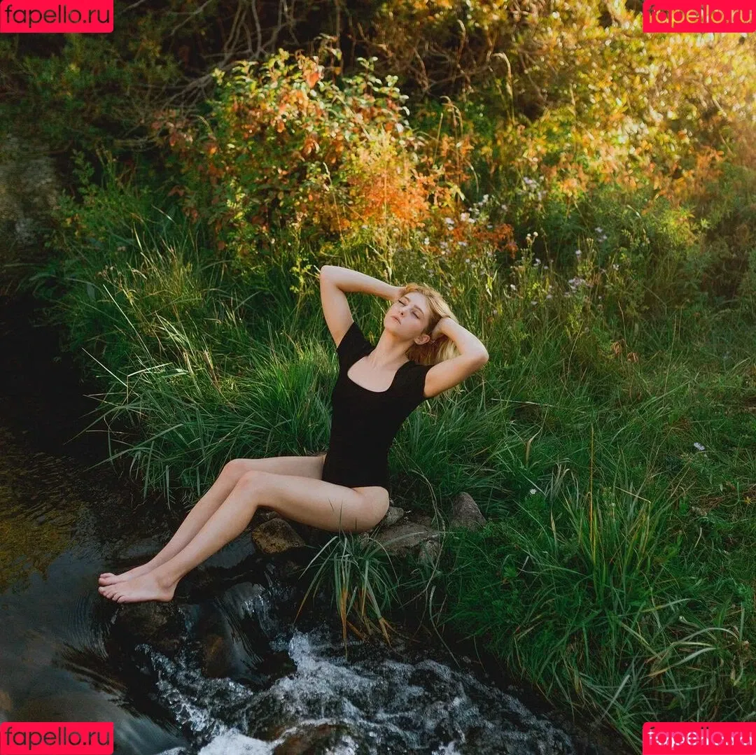 Willow Shields Onlyfans Photo Gallery 